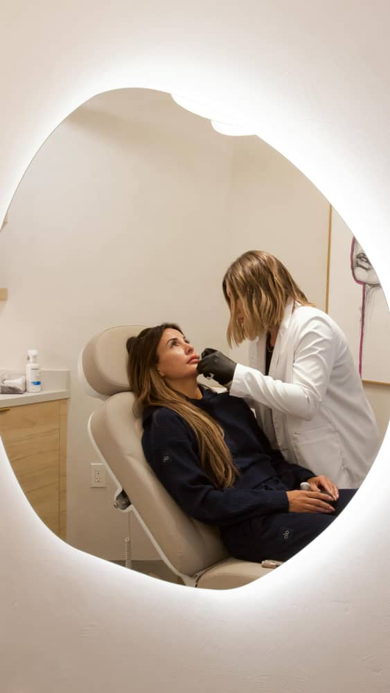 💉 Walk through a PRP Under-Eye Treatment with us 💉
Results will build gradually over 4-6 weeks after the treatment. We recommend a series of 3-4 treatments spaced 4-6 weeks apart for optimal results!
•
•
•
Call to schedule with Jordanne or go to
📞 (760)-230-2211
🌐 Website: callofbeautymedspa.com
📍Encinitas, CA